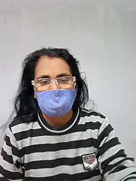 sanjana077 online show from February 7, 2026, 1:24 am