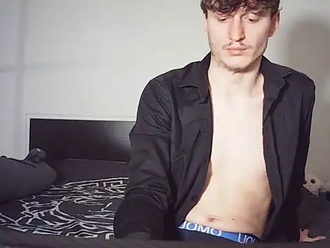 Snapshot of SoftEdgeBoy chatting on March 29, 2026, 11:56 am SoftEdgeBoy online show from March 29, 2026, 11:56 am