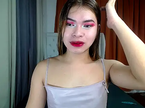 Snapshot of furry_puss chatting on June 3, 2026, 2:01 am furry puss online show from June 3, 2026, 2:01 am
