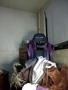 Snapshot of SITHANDRAH chatting on March 3, 2026, 10:55 am SITHANDRAH online show from March 3, 2026, 10:55 am