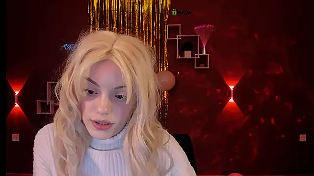 mia starrr  online show from February 28, 2026, 8:08 pm