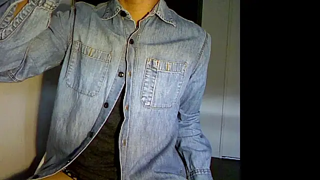 Taro070 online show from November 10, 2025, 1:32 am