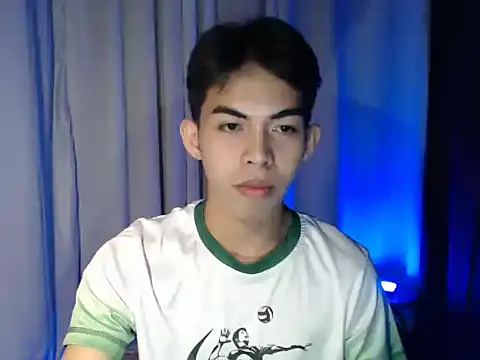 Urhotsilverboy online show from March 3, 2026, 2:46 pm