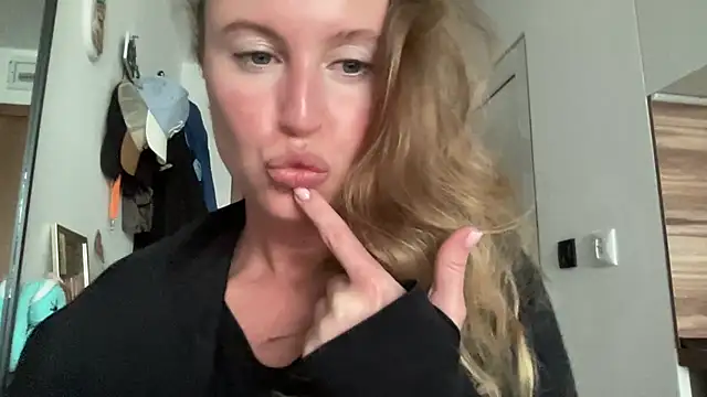 Ameli8 online show from November 5, 2025, 12:52 pm