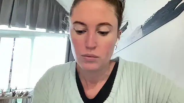 Ameli8 online show from December 20, 2025, 12:08 pm