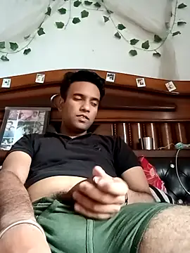 Snapshot of littleprincesssss chatting on November 20, 2025, 9:43 am littleprincesssss online show from November 20, 2025, 9:43 am