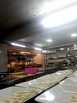 Helen kelly online show from December 14, 2025, 7:25 am