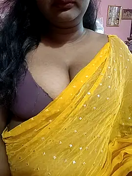 Keerthee  online show from November 13, 2025, 8:18 am