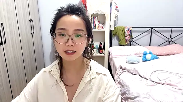 Hmm 0303 online show from April 29, 2026, 5:30 pm