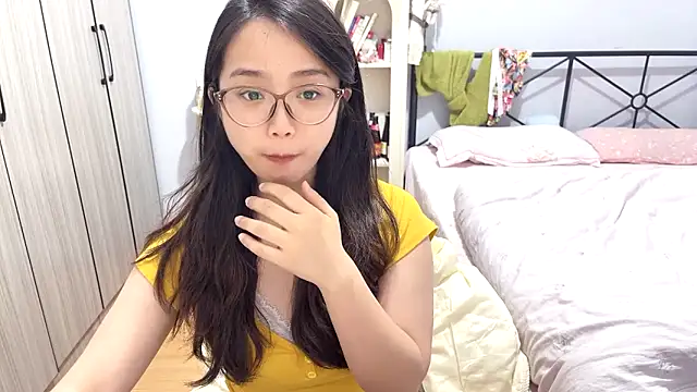 Hmm 0303 online show from April 28, 2026, 5:06 pm