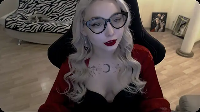 Snapshot of fromsun_forsoul777 chatting on November 18, 2025, 11:24 am fromsun forsoul777 online show from November 18, 2025, 11:24 am