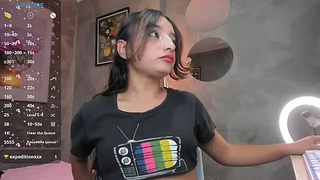 Snapshot of Chobbyjonexs chatting on December 16, 2025, 3:44 am Chobbyjonexs online show from December 16, 2025, 3:44 am