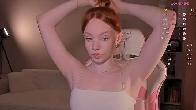 Elisahsthetics online show from February 2, 2026, 1:37 am