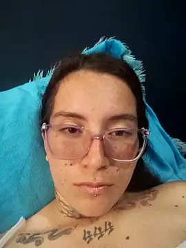 mr arte online show from November 28, 2025, 3:34 pm