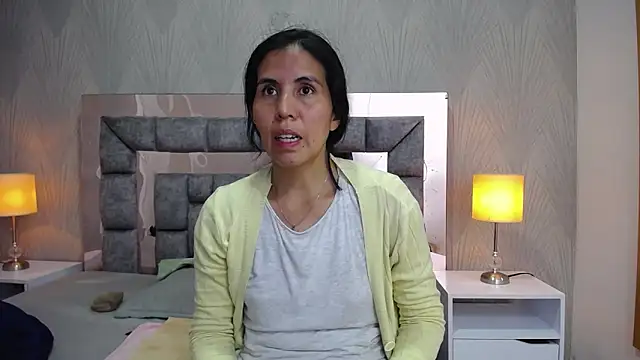 Snapshot of GiselaZivic chatting on June 5, 2026, 7:41 pm GiselaZivic online show from June 5, 2026, 7:41 pm