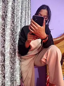 Student12th online show from February 4, 2026, 4:13 pm