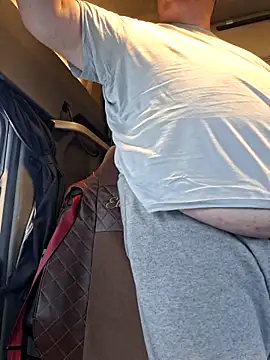 Grase44 online show from November 23, 2025, 2:38 pm