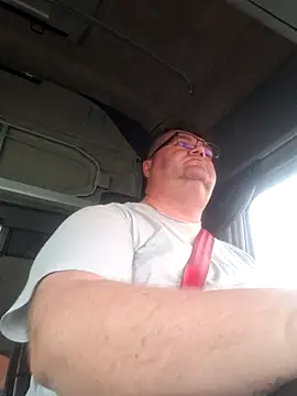 Snapshot of Grase44 chatting on February 5, 2026, 7:04 am Grase44 online show from February 5, 2026, 7:04 am