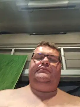 Snapshot of Grase44 chatting on March 11, 2026, 6:57 pm Grase44 online show from March 11, 2026, 6:57 pm