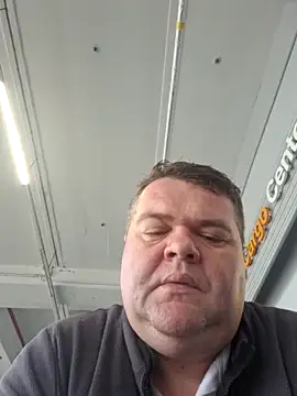 Snapshot of Grase44 chatting on February 8, 2026, 10:13 am Grase44 online show from February 8, 2026, 10:13 am