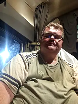 Grase44 online show from May 9, 2026, 9:51 pm
