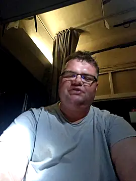 Grase44 online show from November 22, 2025, 7:13 pm