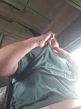 Snapshot of Grase44 chatting on February 6, 2026, 2:46 pm Grase44 online show from February 6, 2026, 2:46 pm