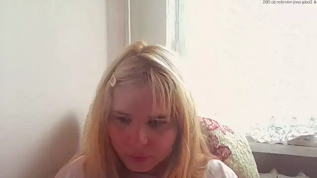 Snapshot of HornyElena chatting on May 11, 2026, 12:28 pm HornyElena online show from May 11, 2026, 12:28 pm