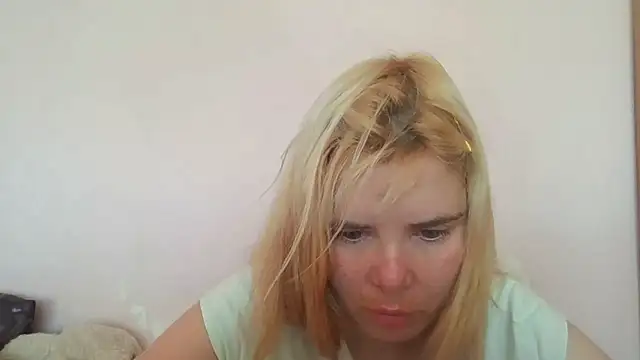 HornyElena online show from June 27, 2026, 8:09 am