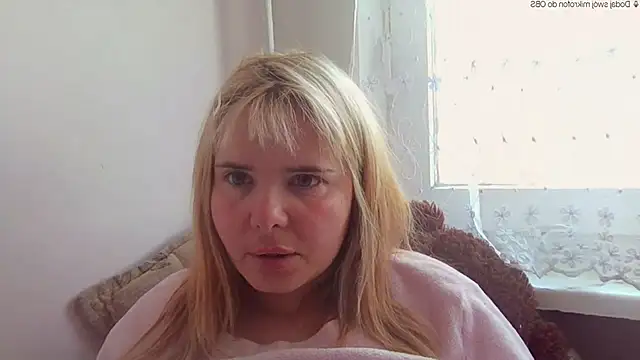 Snapshot of HornyElena chatting on May 14, 2026, 10:56 am HornyElena online show from May 14, 2026, 10:56 am