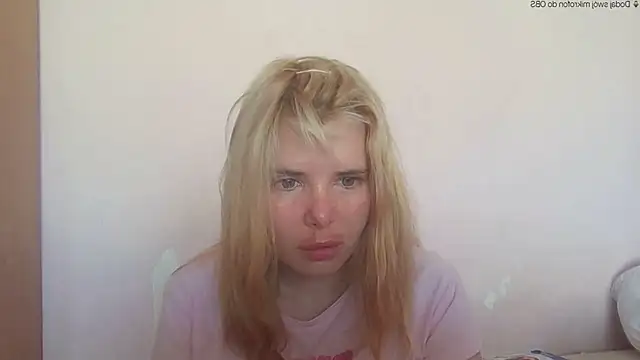 Snapshot of HornyElena chatting on May 28, 2026, 3:07 pm HornyElena online show from May 28, 2026, 3:07 pm