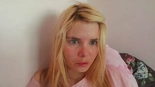 HornyElena online show from July 13, 2026, 12:59 pm