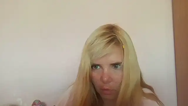 HornyElena online show from June 27, 2026, 12:22 pm