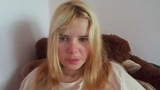 HornyElena online show from July 6, 2026, 8:10 am