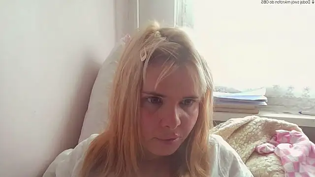 Snapshot of HornyElena chatting on May 5, 2026, 10:29 am HornyElena online show from May 5, 2026, 10:29 am