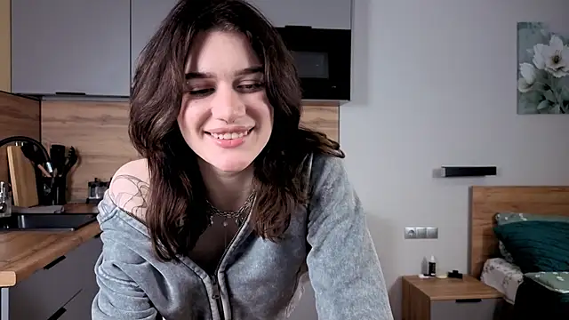 Snapshot of eshleeygreen chatting on November 8, 2025, 2:09 pm eshleeygreen online show from November 8, 2025, 2:09 pm