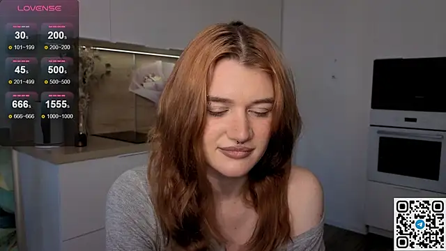 Snapshot of eshleeygreen chatting on March 20, 2026, 2:18 pm eshleeygreen online show from March 20, 2026, 2:18 pm