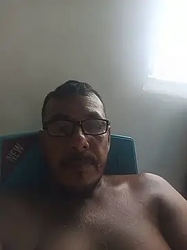 bruno 324278 online show from June 14, 2026, 5:25 pm