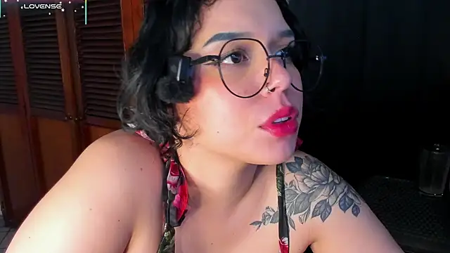 Snapshot of Dubraska_Rubio chatting on April 11, 2026, 7:45 am Dubraska Rubio online show from April 11, 2026, 7:45 am