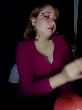 Snapshot of Michi_sauria1 chatting on November 21, 2025, 2:43 am Michi sauria1 online show from November 21, 2025, 2:43 am