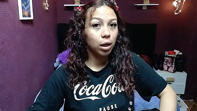 monika 256 online show from March 9, 2026, 1:25 pm