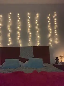 massagistahotbrunette online show from January 13, 2026, 9:52 pm