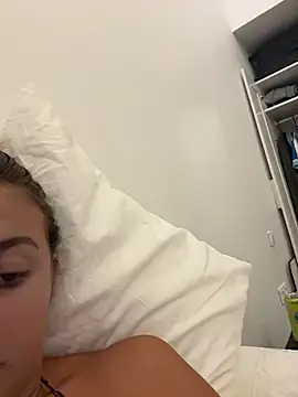 lounaaxangel online show from November 13, 2025, 4:00 pm