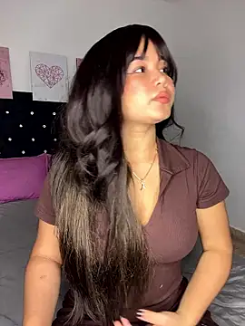 Snapshot of LoliitaBennett chatting on January 15, 2026, 2:15 am LoliitaBennett online show from January 15, 2026, 2:15 am