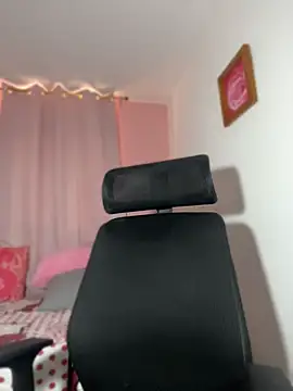 Snapshot of Melody_Spencer26 chatting on July 24, 2026, 5:09 pm Melody Spencer26 online show from July 24, 2026, 5:09 pm
