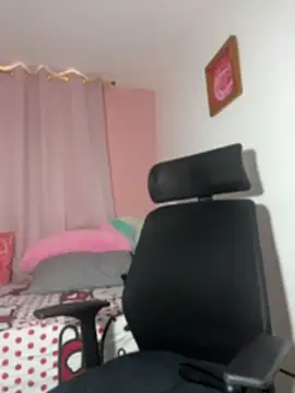 Snapshot of Melody_Spencer26 chatting on July 23, 2026, 6:04 pm Melody Spencer26 online show from July 23, 2026, 6:04 pm