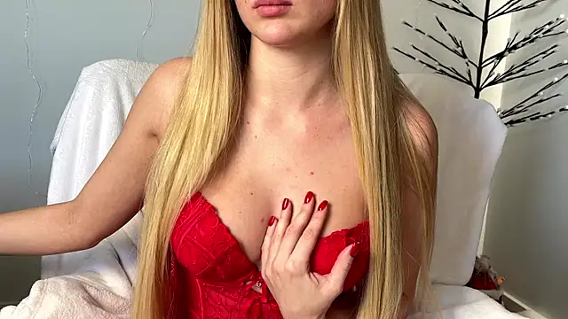 Snapshot of PickBlond chatting on February 16, 2026, 12:26 pm PickBlond online show from February 16, 2026, 12:26 pm