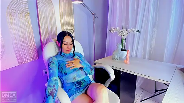 Snapshot of mafe_cream chatting on November 6, 2025, 10:58 pm mafe cream online show from November 6, 2025, 10:58 pm