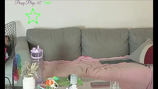 Snapshot of JadeStarUK chatting on July 28, 2026, 9:50 am JadeStarUK online show from July 28, 2026, 9:50 am