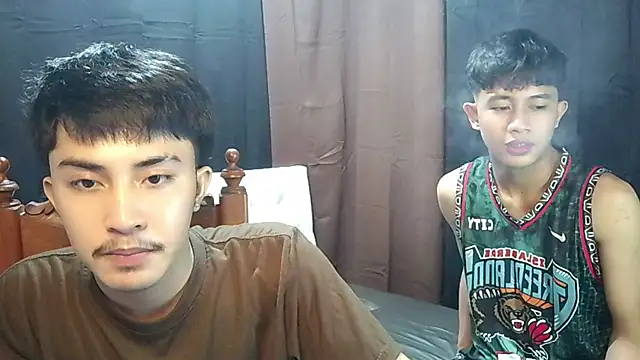 Urloverhardcock online show from July 11, 2026, 6:19 pm